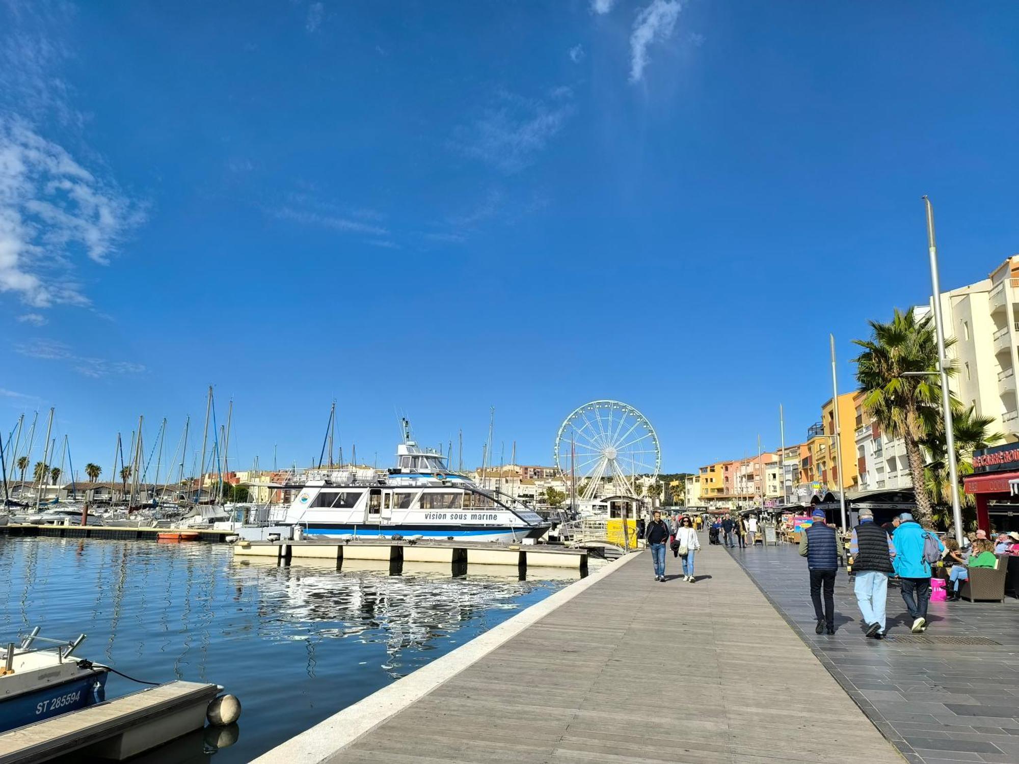 La Desirade Avec Parking- Port - Wifi Couchage En 160 Neuf Leilighet Agde Eksteriør bilde